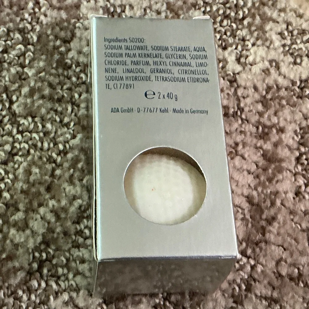 Two White Golf Ball Soaps With A Bonus Of A Real Practice Ball, 4 Tees, Marker